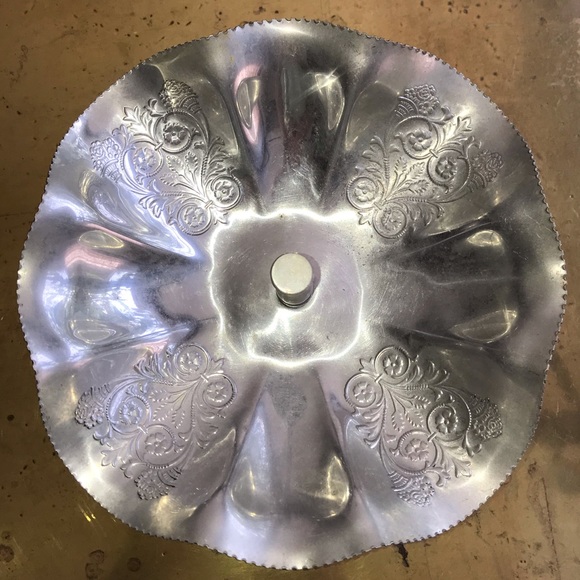 Vtg 1950s Thames Japan Ruffled Aluminum Stand - Picture 8 of 10